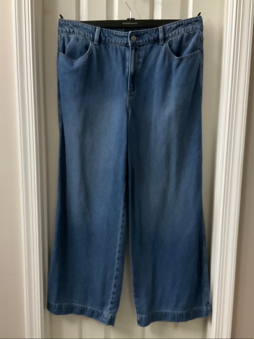 Talbots Wide-Leg Tencel Denim Jeans - Medium Blue